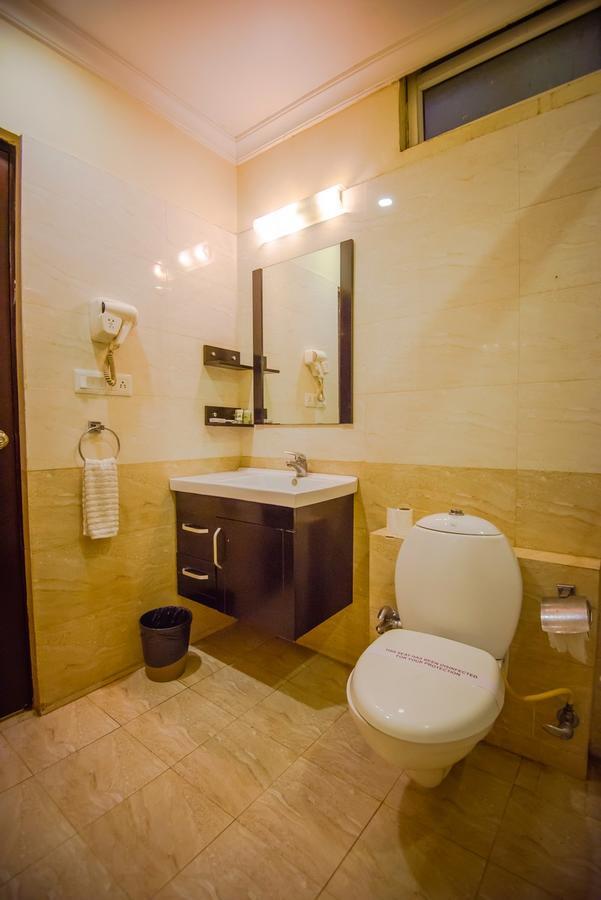 Gold Leaf Hotel Ουνταϊπούρ Εξωτερικό φωτογραφία
