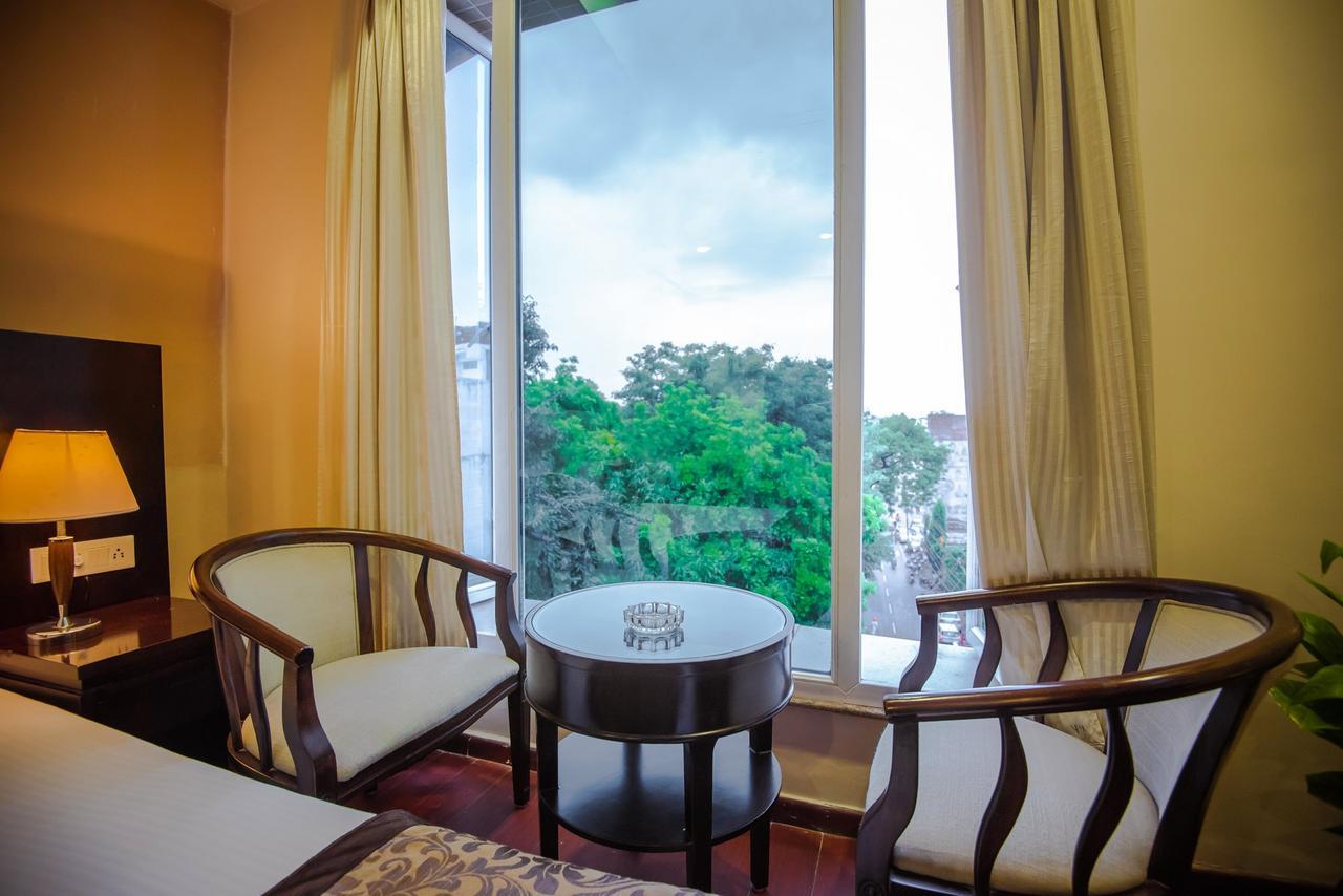 Gold Leaf Hotel Ουνταϊπούρ Εξωτερικό φωτογραφία