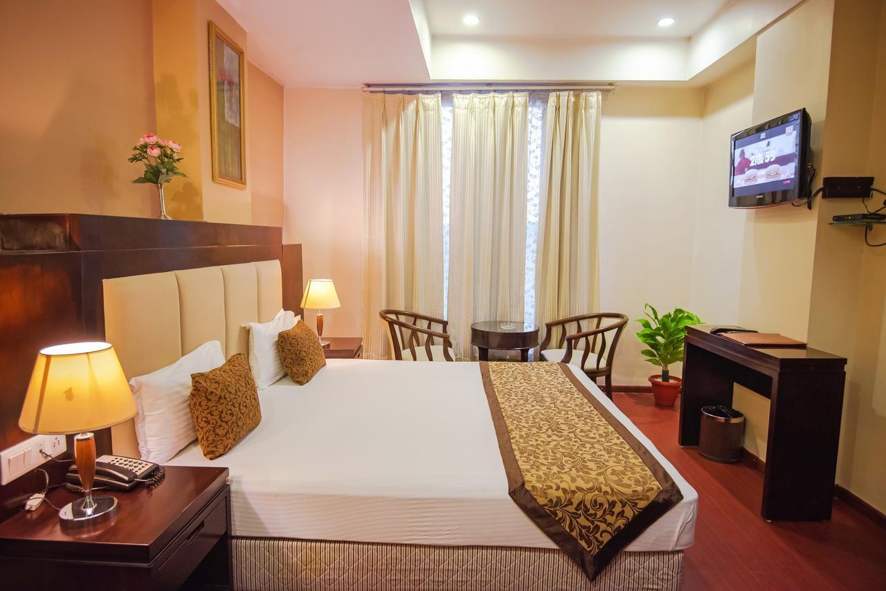 Gold Leaf Hotel Ουνταϊπούρ Εξωτερικό φωτογραφία