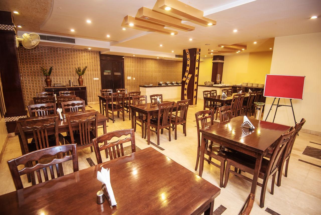 Gold Leaf Hotel Ουνταϊπούρ Εξωτερικό φωτογραφία